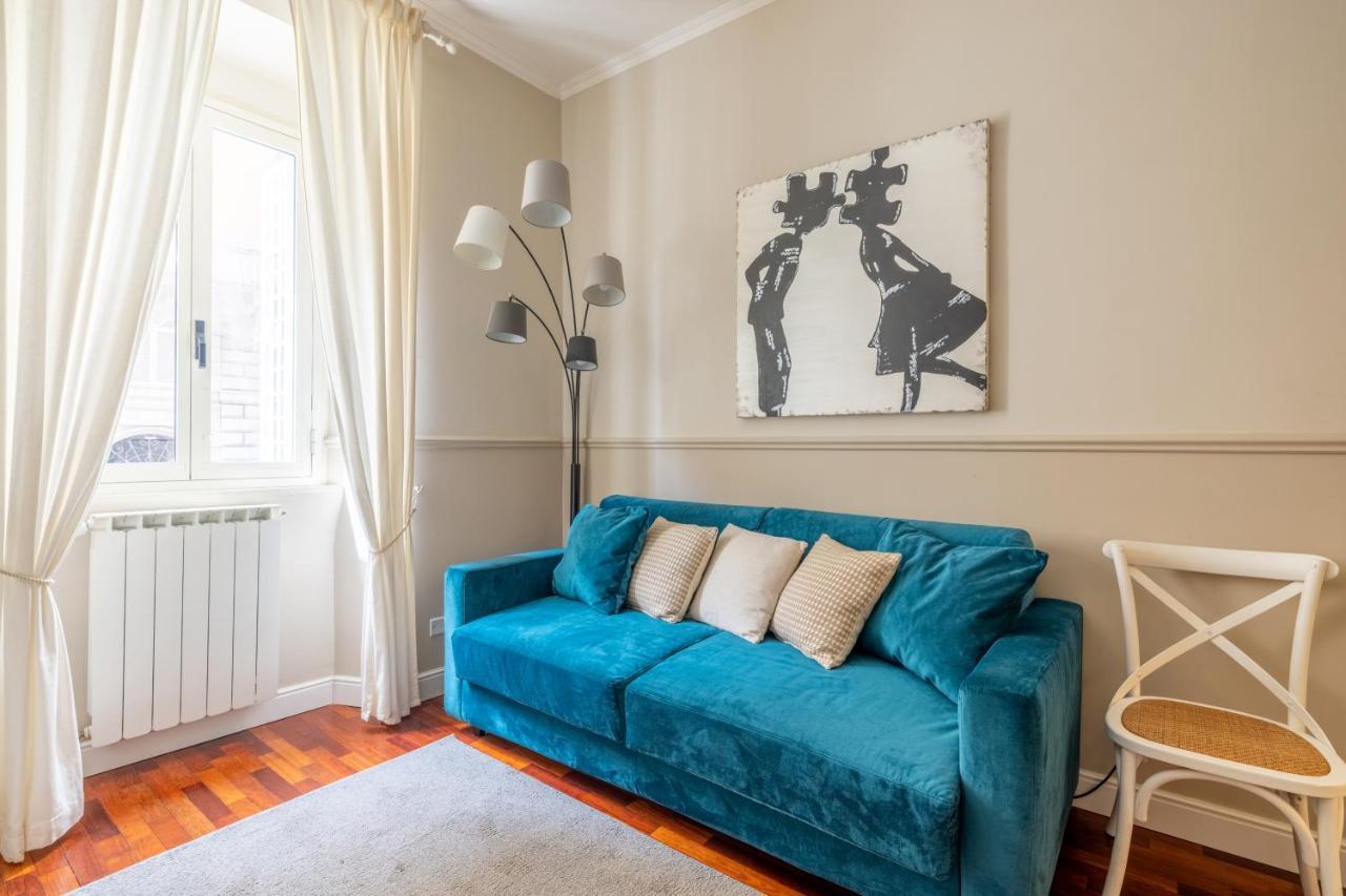 Charming Apartment With Patio A Few Steps From Colosseum Exteriör bild
